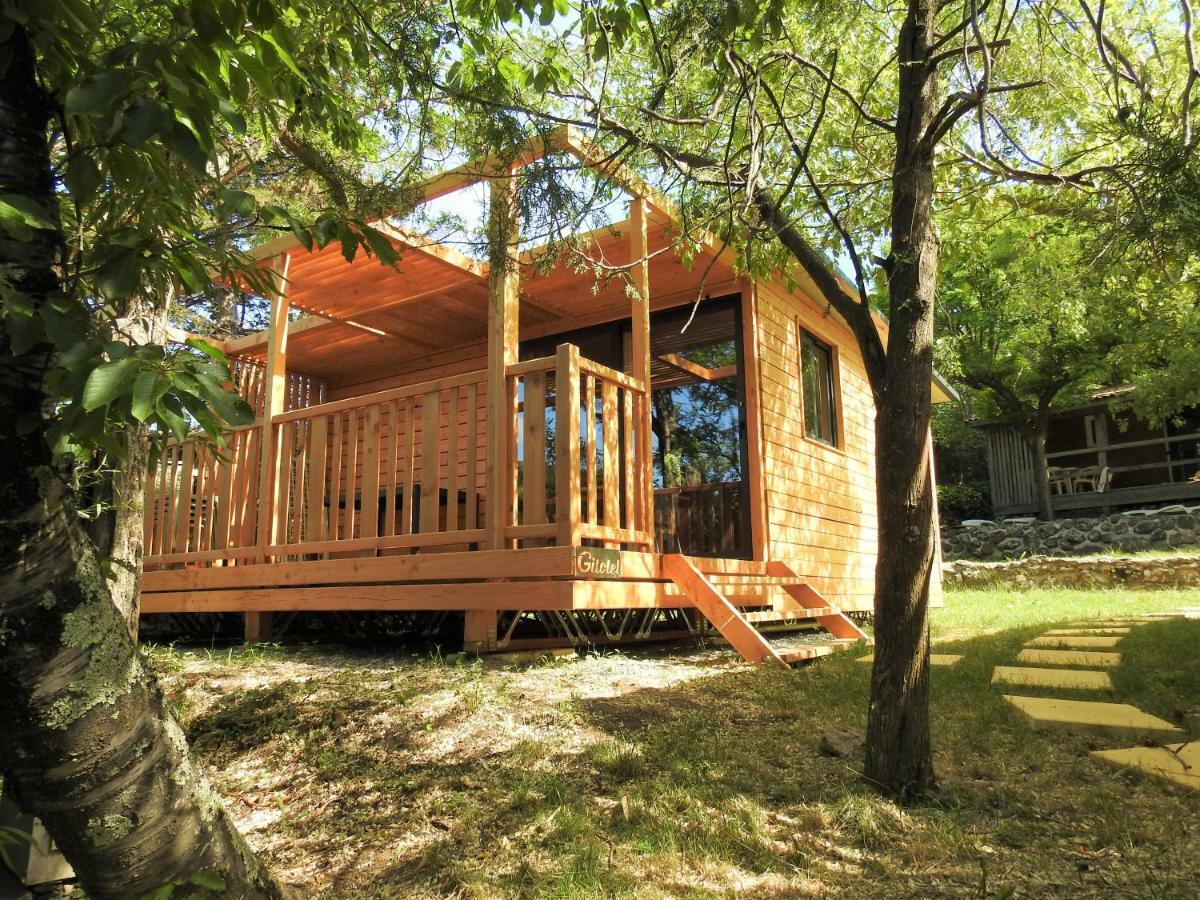 Camping Les Lavandes Darbres Exterior photo