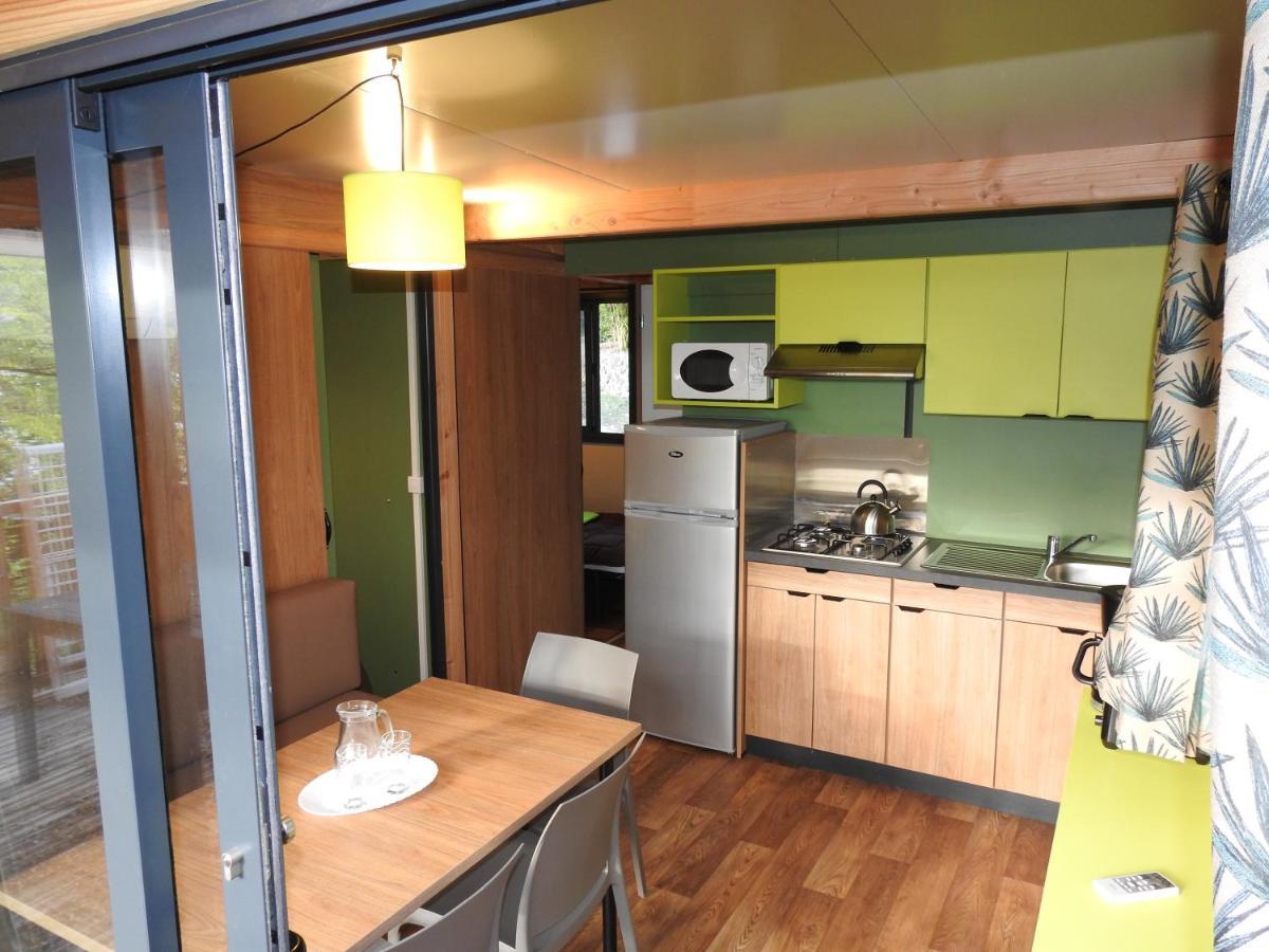 Camping Les Lavandes Darbres Exterior photo
